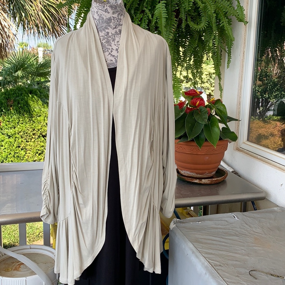 Women’s jacket sz 3x. Throw on and go! Light weight. Style&Compant